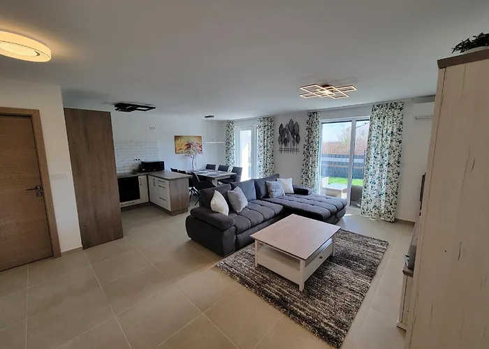Apartament Napfeny Ll. Sopron