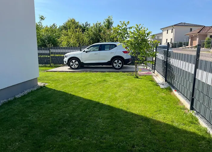 Apartament Napfeny Ll. *